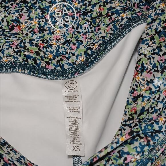 Sage Collective Set Sport Bra And Biker Short Floral Blue Static Ditsy XSmall‎ - Picture 10 of 13